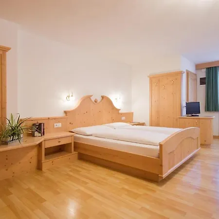 Aparthotel Garni Cristin & Dep Antina *
