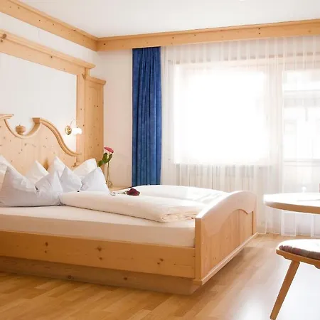 Garni Cristin & Dep Antina Aparthotel *
